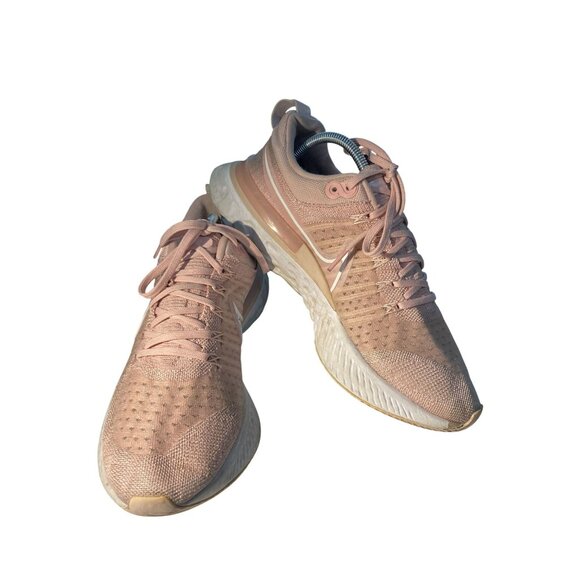 Nike CT2423-600 Women's Size 9.5 Pink Infinity Run Flyknit 2 Sneakers shoes - Picture 1 of 8